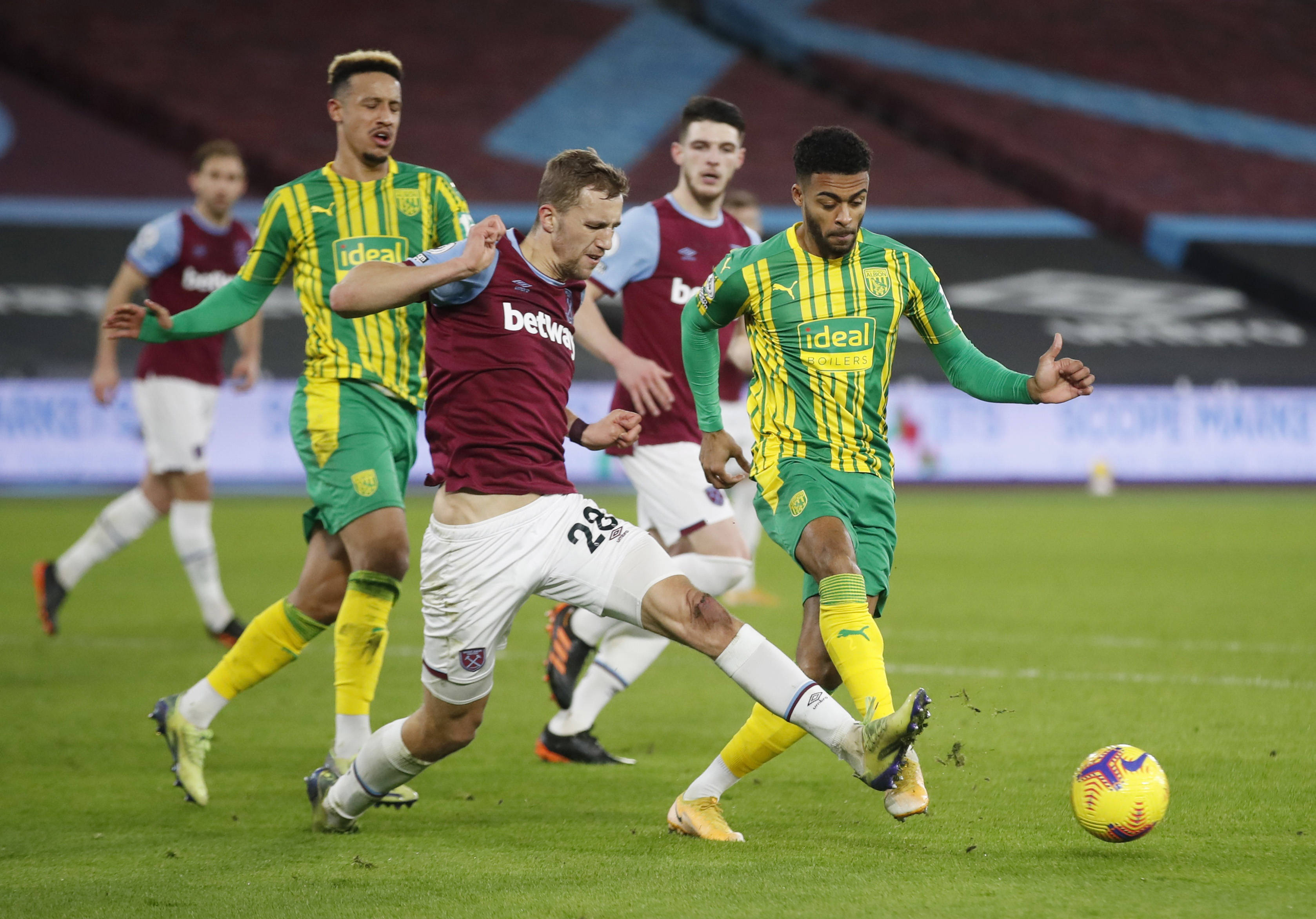 意天空：国米周一继续找亚特兰大谈卢克曼，尝试打破谈判僵局.